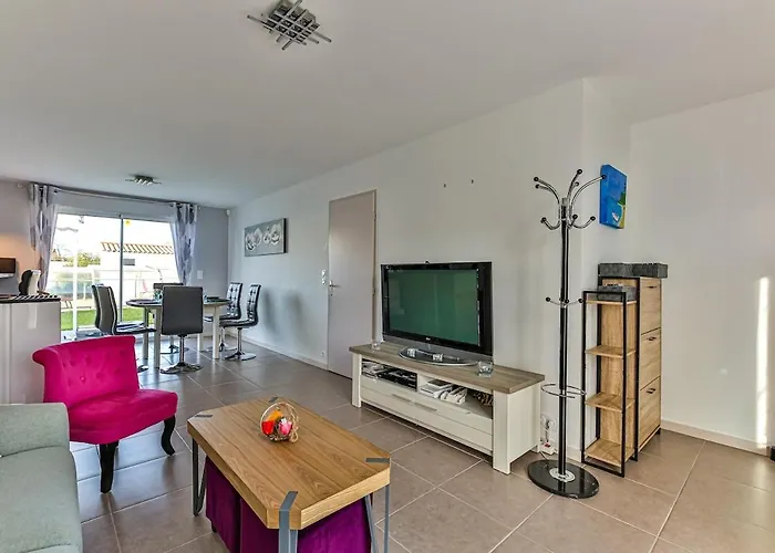 Charmante Maison Cosy Avec Piscine, Dome & Parking Commequiers